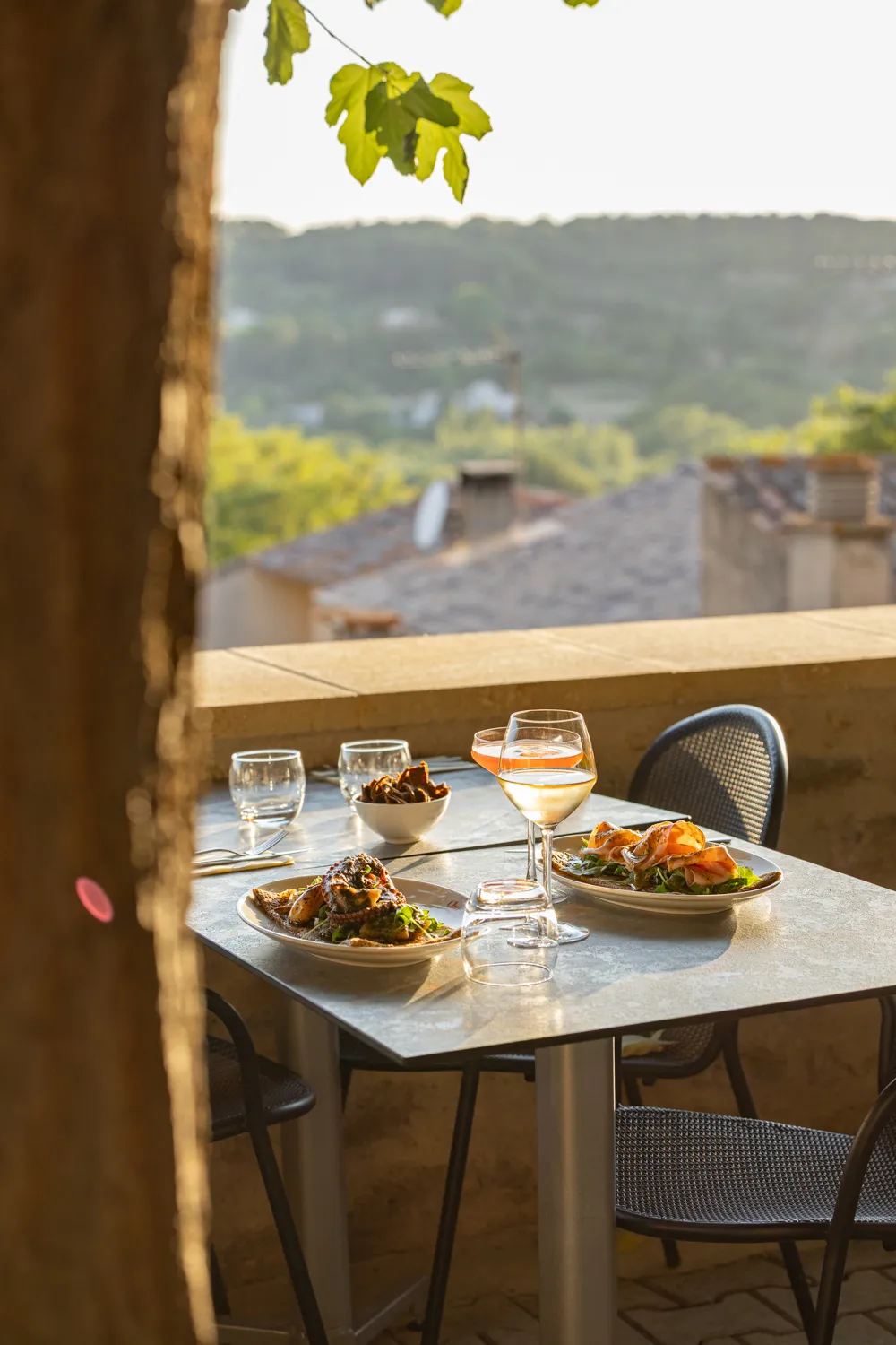 Soirée en terrasse à Miramas-le-Vieux